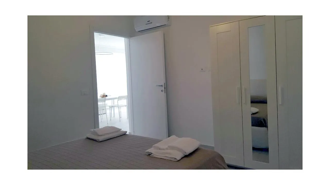 Aparthotel Borghetto Mediterraneo Santa Maria del Focallo Italia