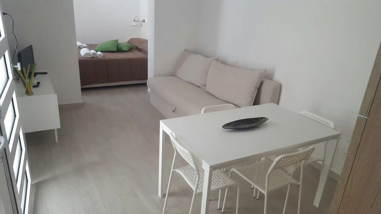 Aparthotel Borghetto Mediterraneo Santa Maria del Focallo